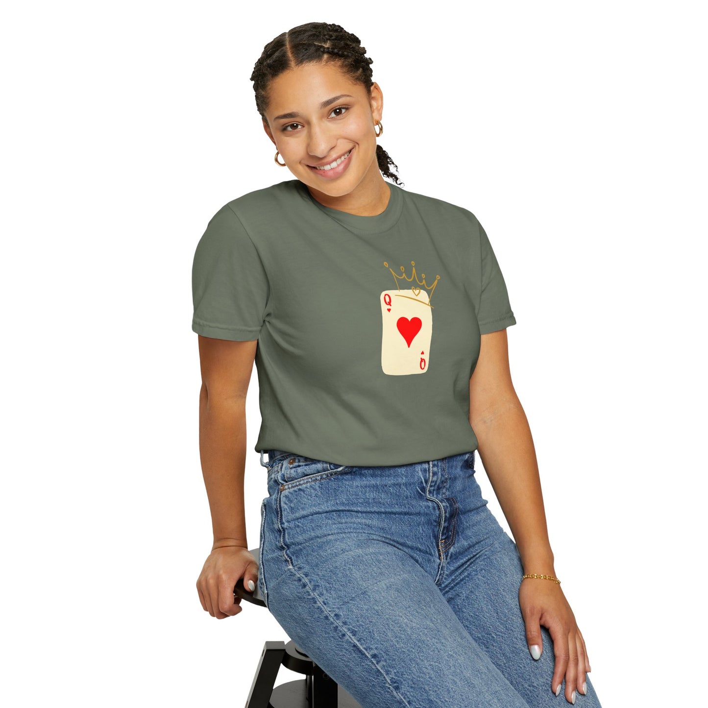 Queen of Hearts T-Shirt, Casual Love Tee, Game Night Apparel, Gift for Card Players, Vintage Style Unisex Shirt, Heart Design Clothing