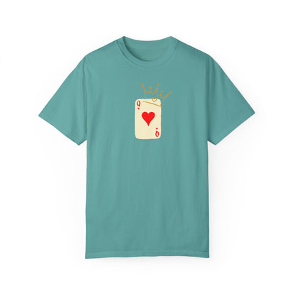 Queen of Hearts T-Shirt, Casual Love Tee, Game Night Apparel, Gift for Card Players, Vintage Style Unisex Shirt, Heart Design Clothing
