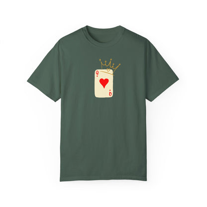 Queen of Hearts T-Shirt, Casual Love Tee, Game Night Apparel, Gift for Card Players, Vintage Style Unisex Shirt, Heart Design Clothing