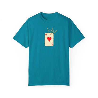 Queen of Hearts T-Shirt, Casual Love Tee, Game Night Apparel, Gift for Card Players, Vintage Style Unisex Shirt, Heart Design Clothing