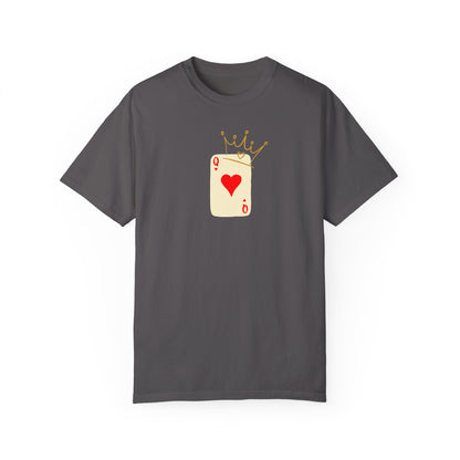 Queen of Hearts T-Shirt, Casual Love Tee, Game Night Apparel, Gift for Card Players, Vintage Style Unisex Shirt, Heart Design Clothing